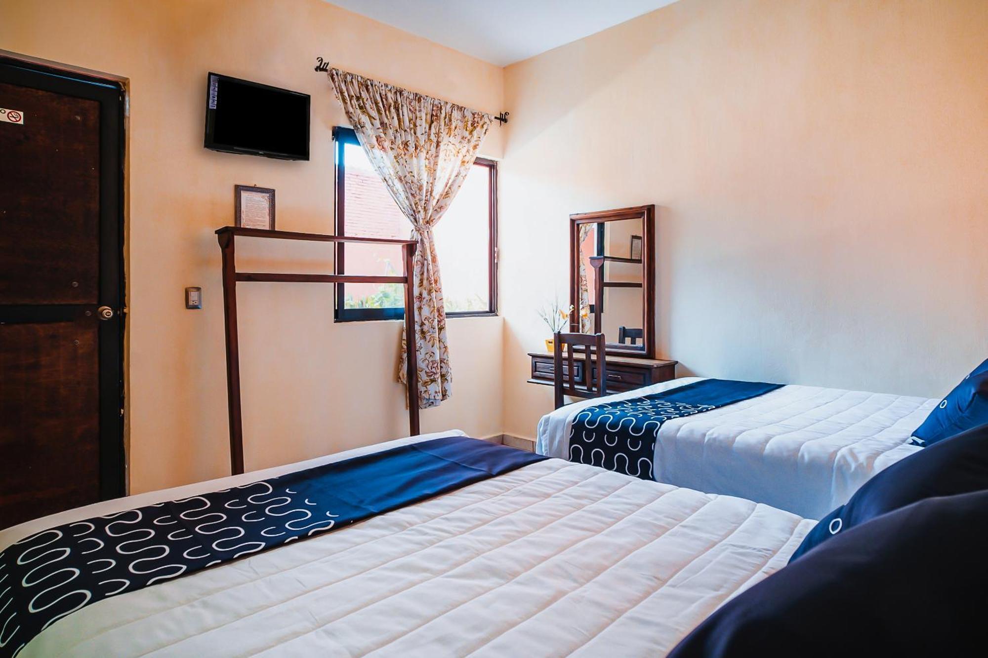 Capital O Hotel Aurora, Tuxtla Gutierrez Bagian luar foto